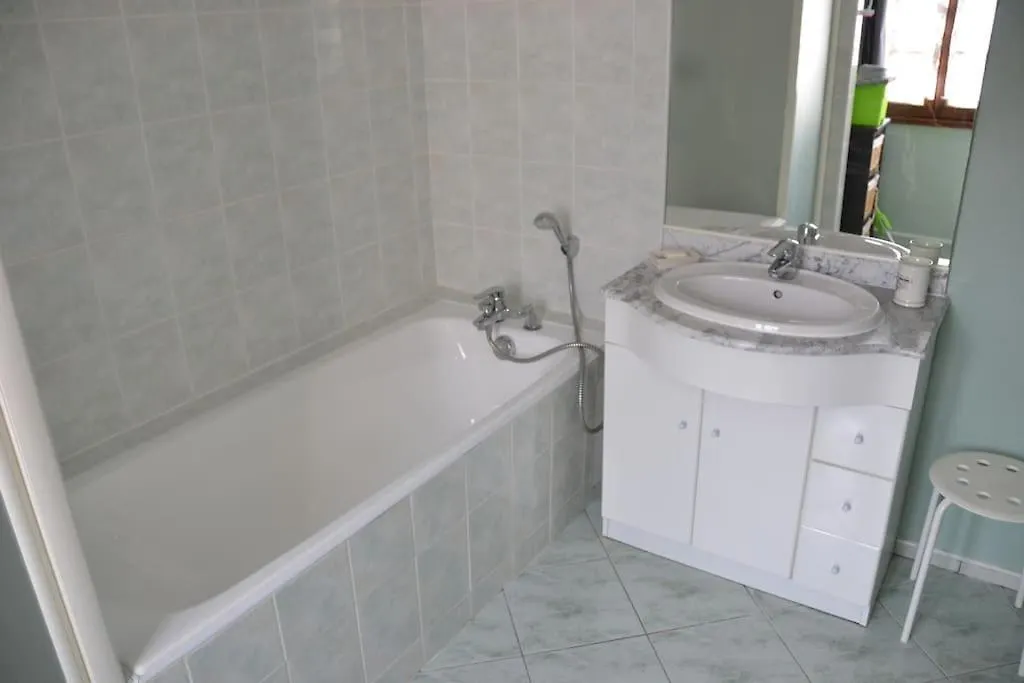 아파트 La Truffiere Lovely Well Equipped House